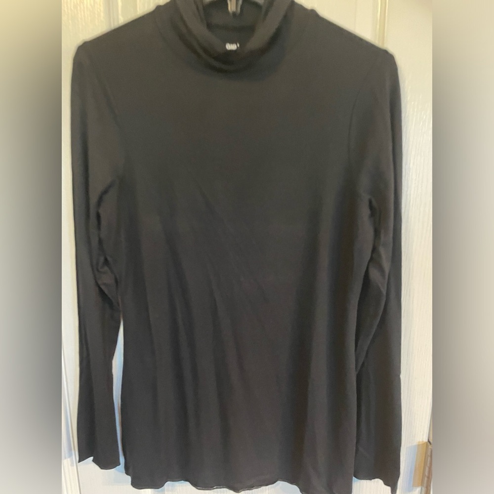 GAP Black Turtleneck Top